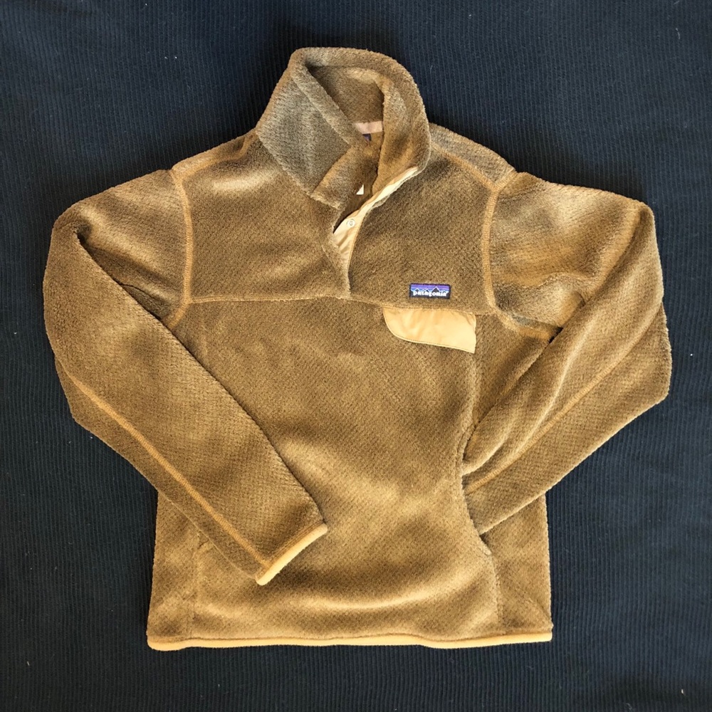 Patagonia fleece with pockets